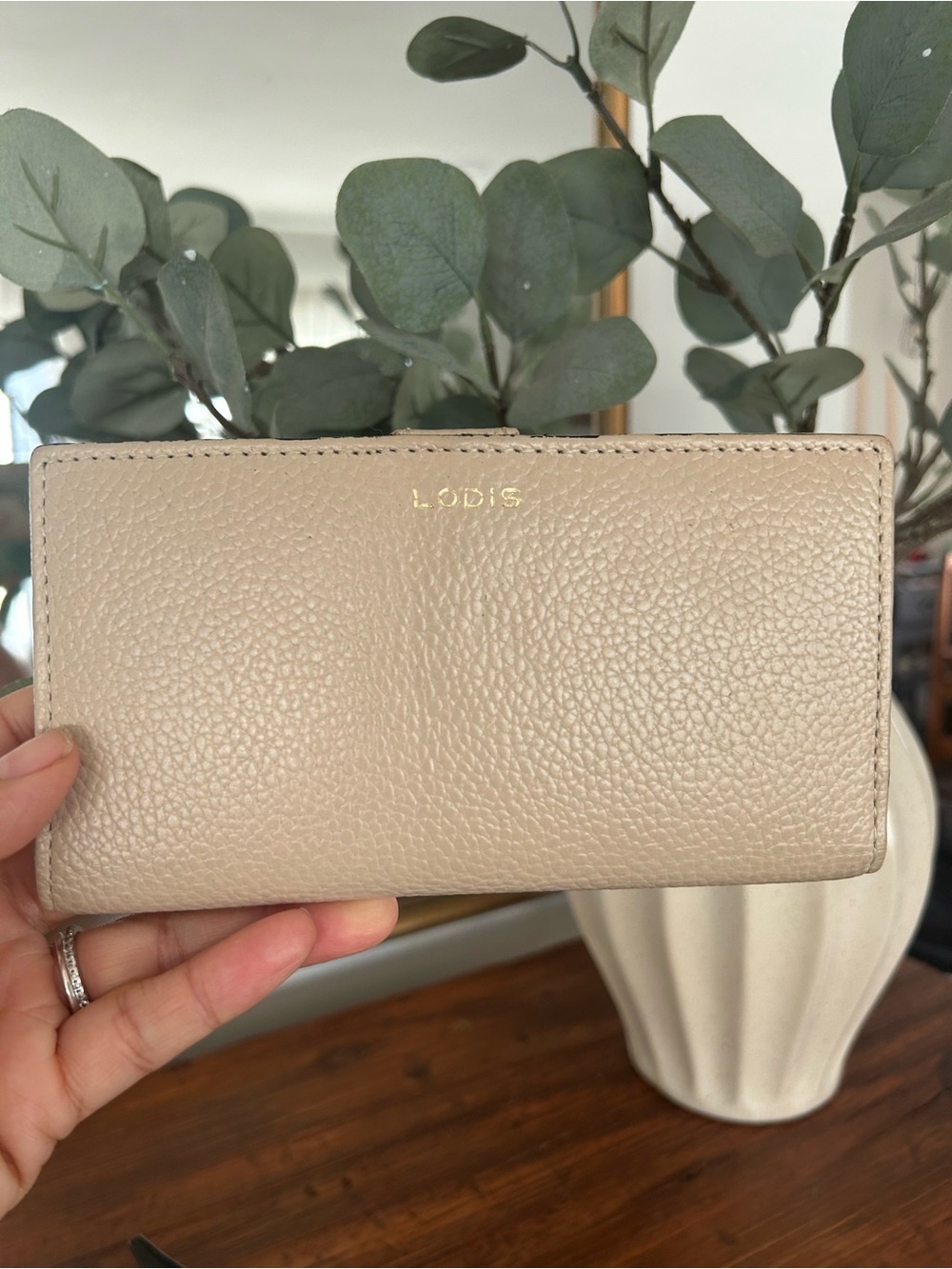 Lodis Pebbled Leather Card Holder in Taupe